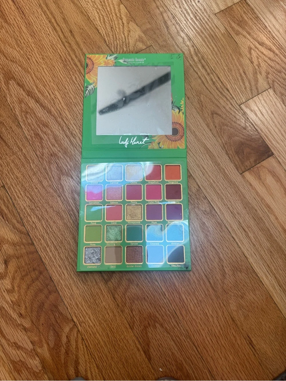 Sunflower 25-Color Eyeshadow Palette — Green